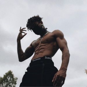 Meet your Posher, Lucas